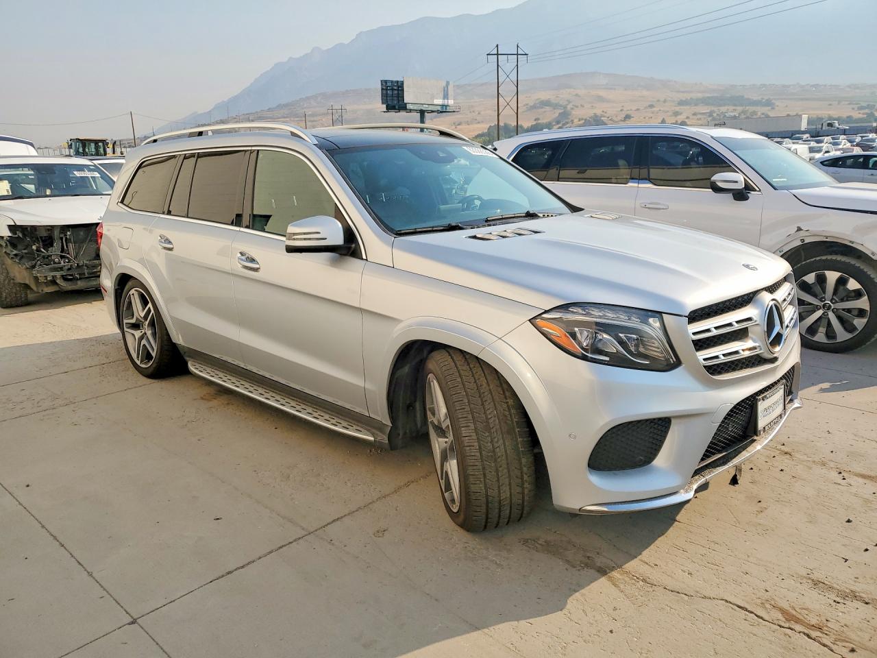 2017 MERCEDES-BENZ GLS 550 4MATIC — снимка 4