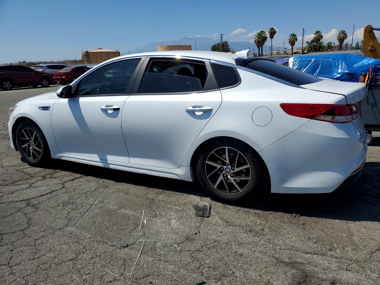2016 KIA OPTIMA LX — снимка 2
