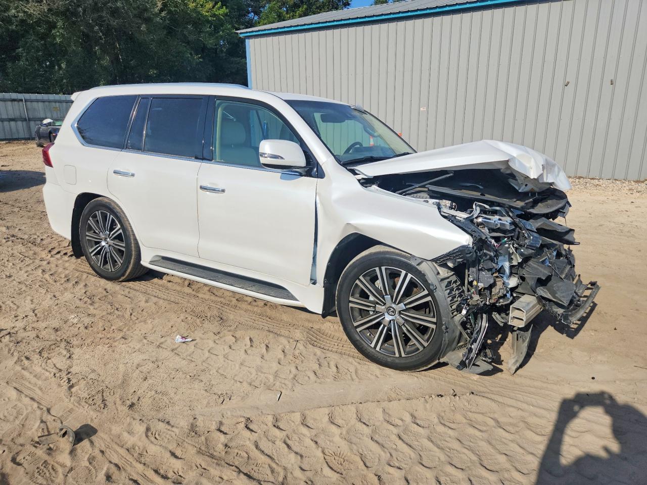 2020 LEXUS LX 570 — снимка 4