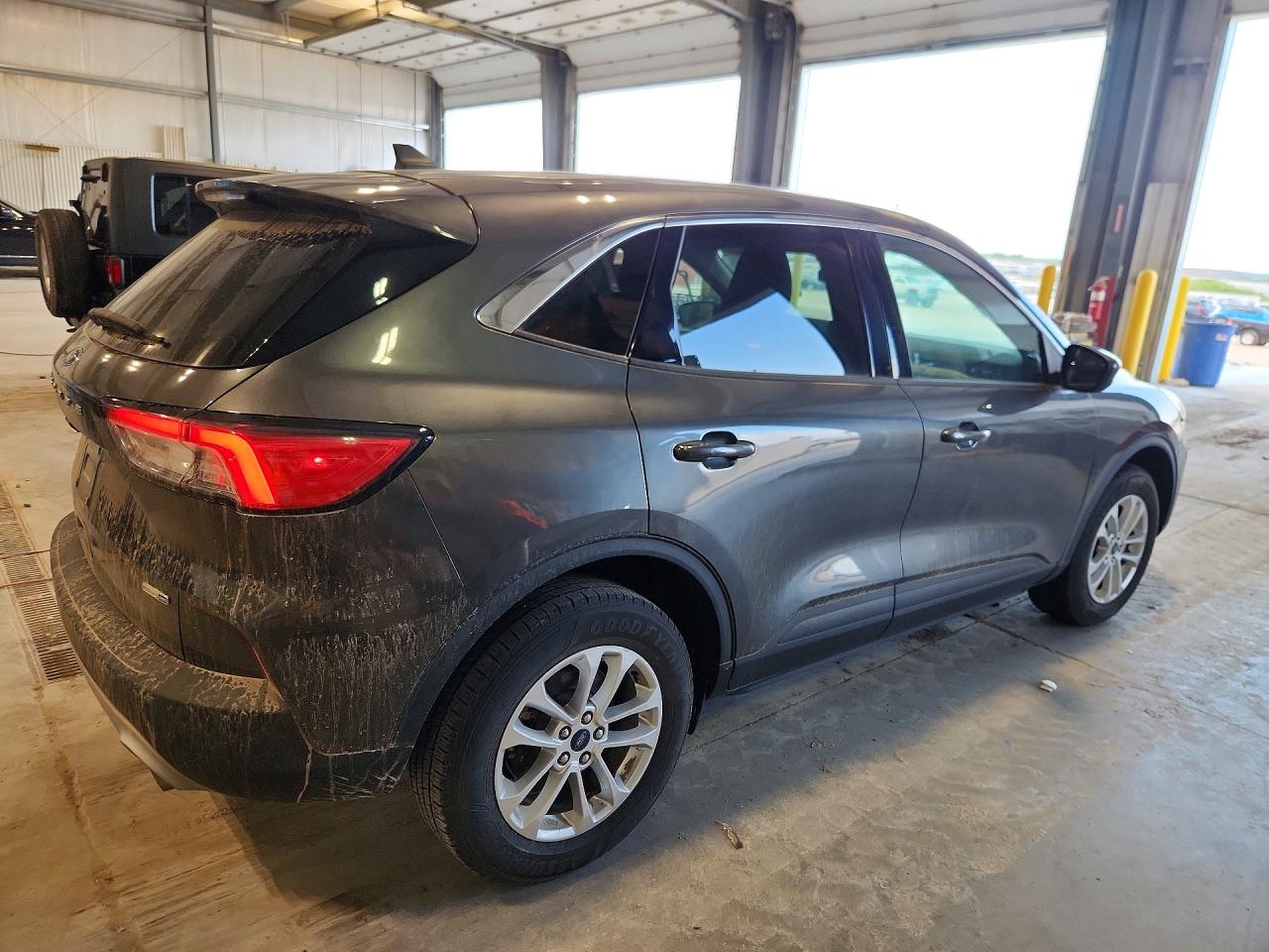 2020 FORD ESCAPE SE — снимка 3