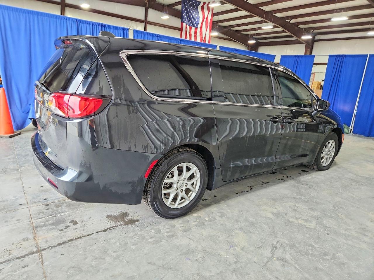 2021 CHRYSLER VOYAGER LX — снимка 3