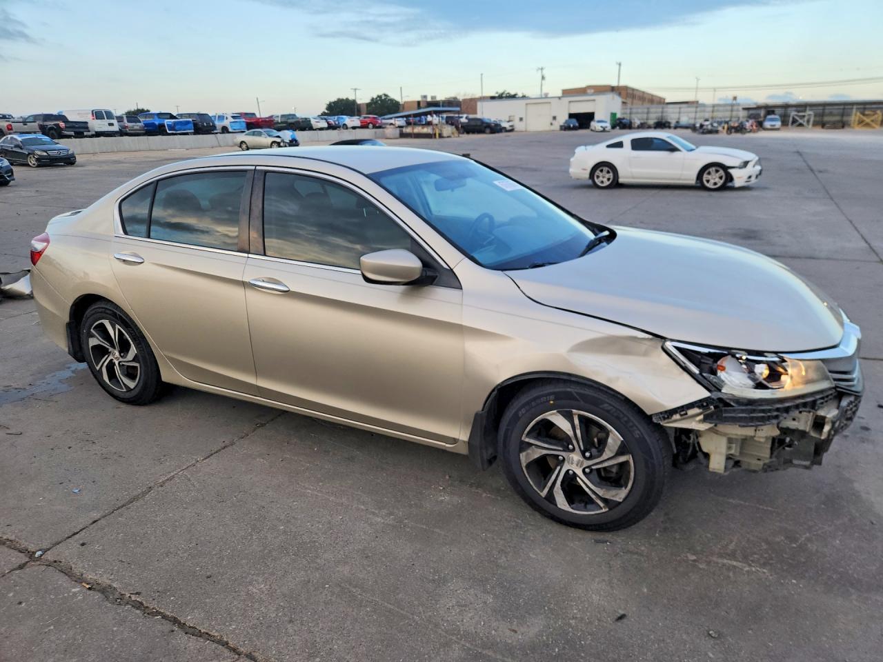 2016 HONDA ACCORD LX — снимка 4