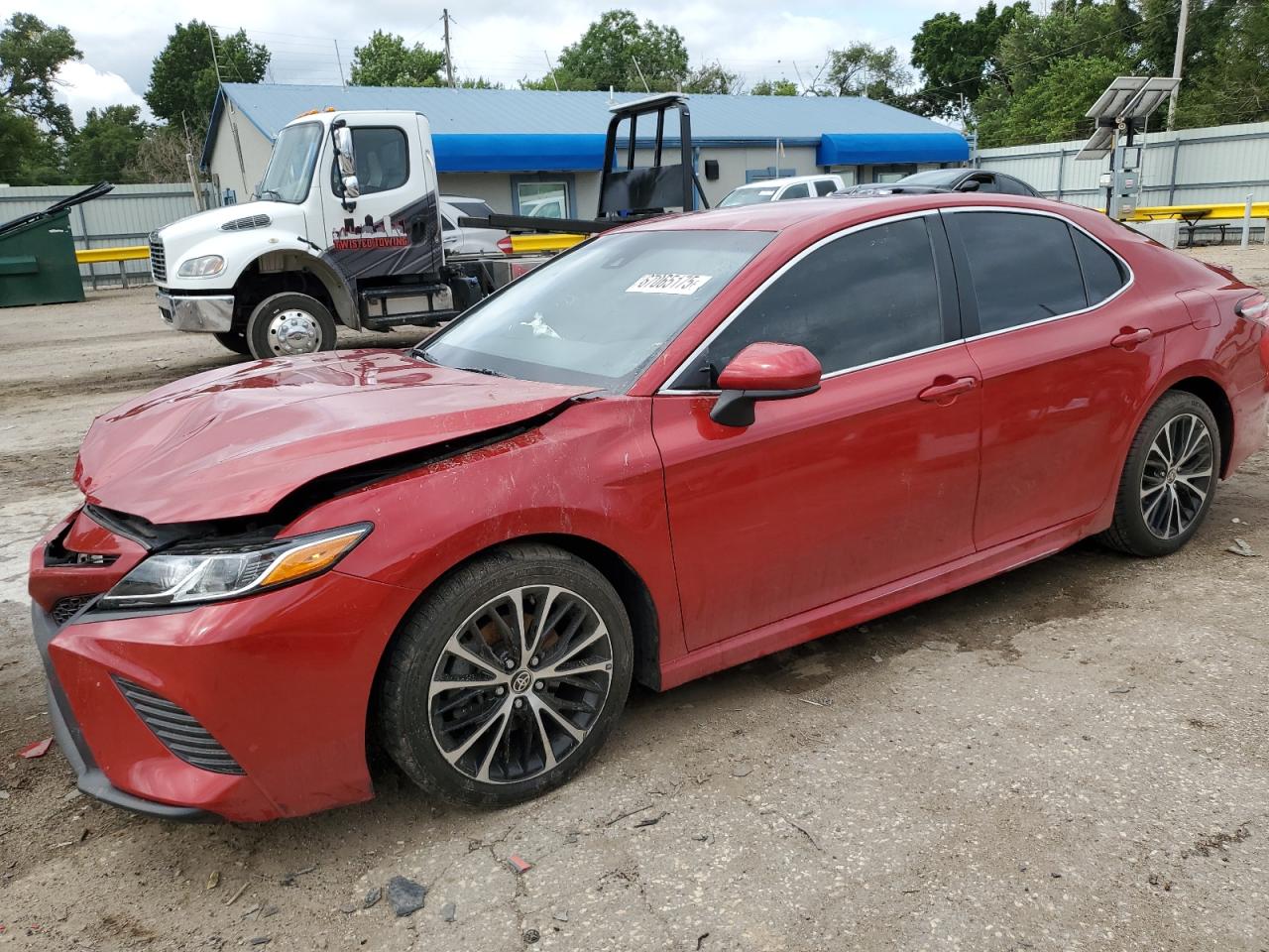 2020 TOYOTA CAMRY SE