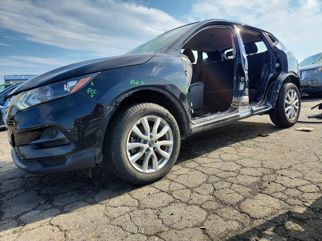2021 NISSAN ROGUE SPORT S