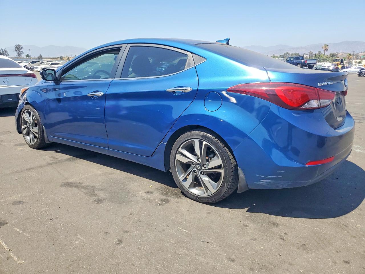 2015 HYUNDAI ELANTRA LIMITED — снимка 2