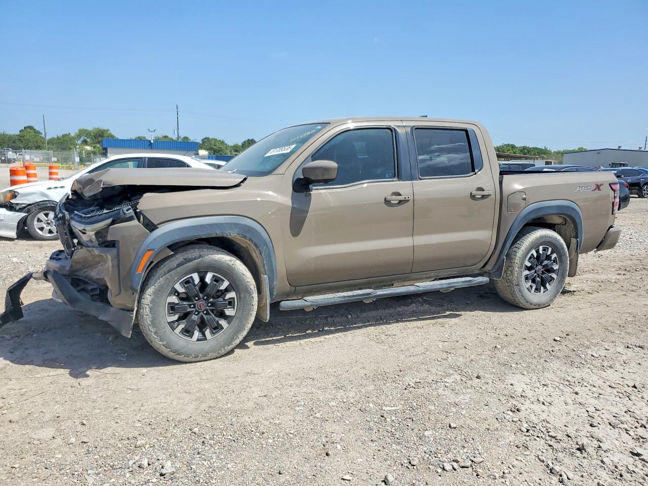 2022 NISSAN FRONTIER PRO-X
