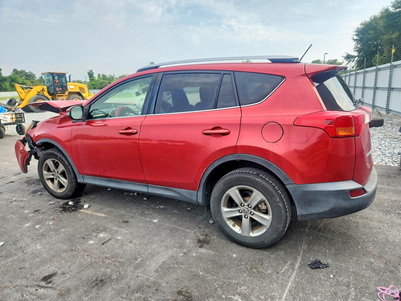 2015 TOYOTA RAV4 XLE — снимка 2