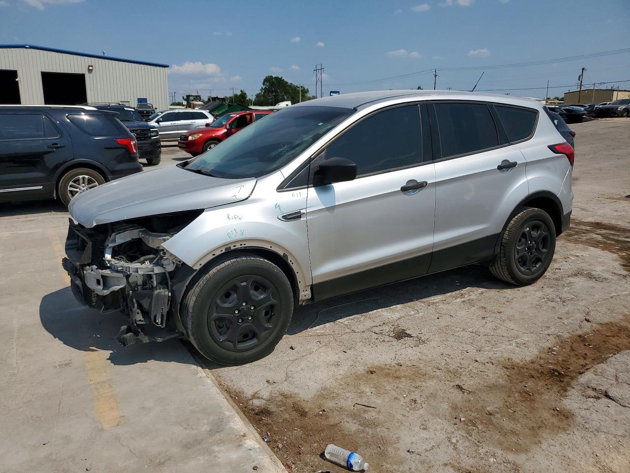 2019 FORD ESCAPE S