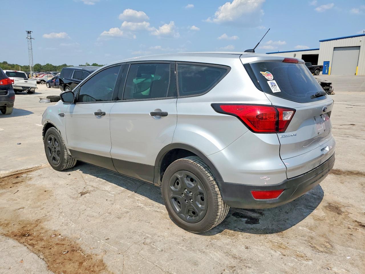 2019 FORD ESCAPE S — снимка 2