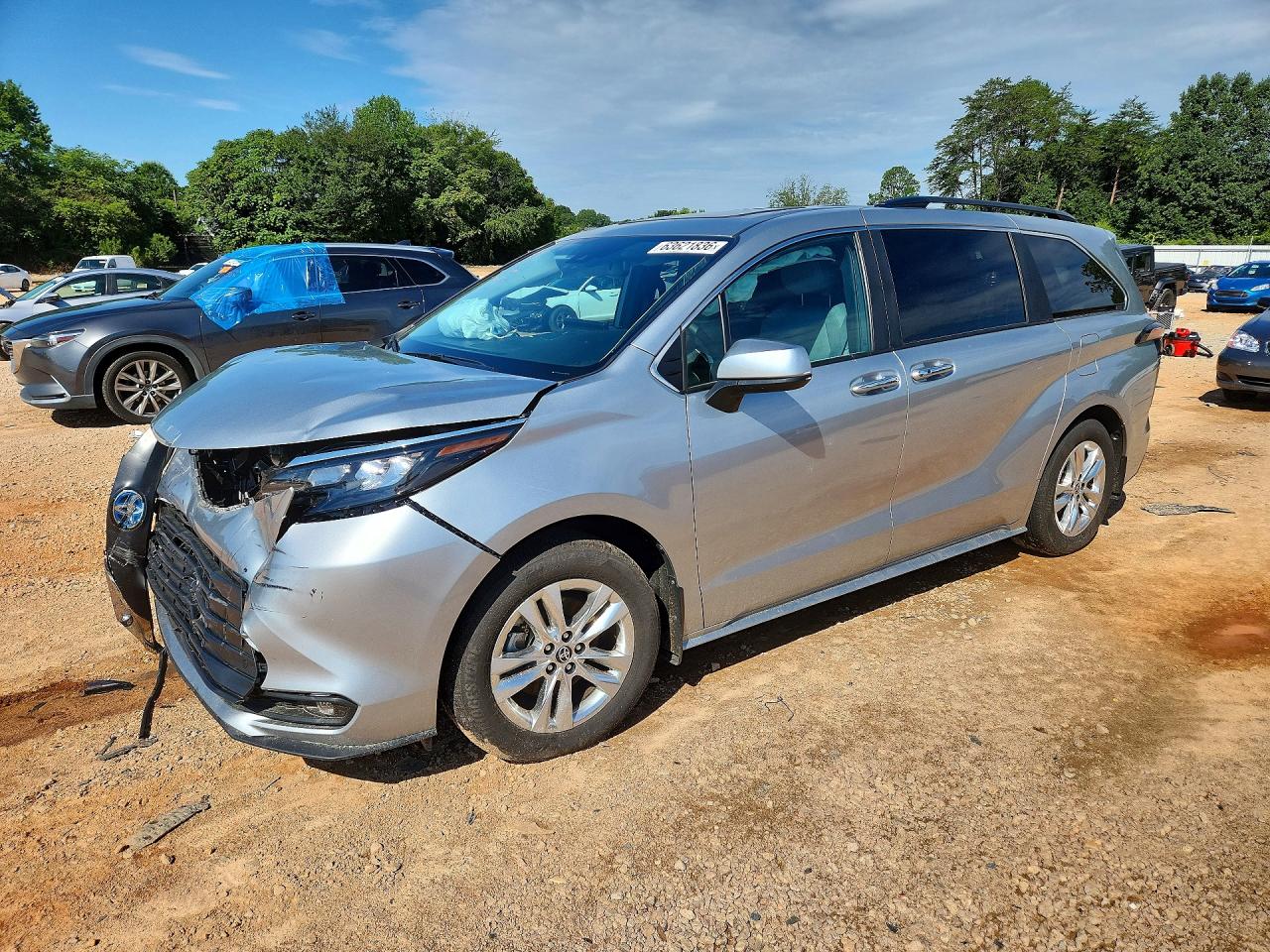 2025 TOYOTA SIENNA XLE 7-PASSENGER
