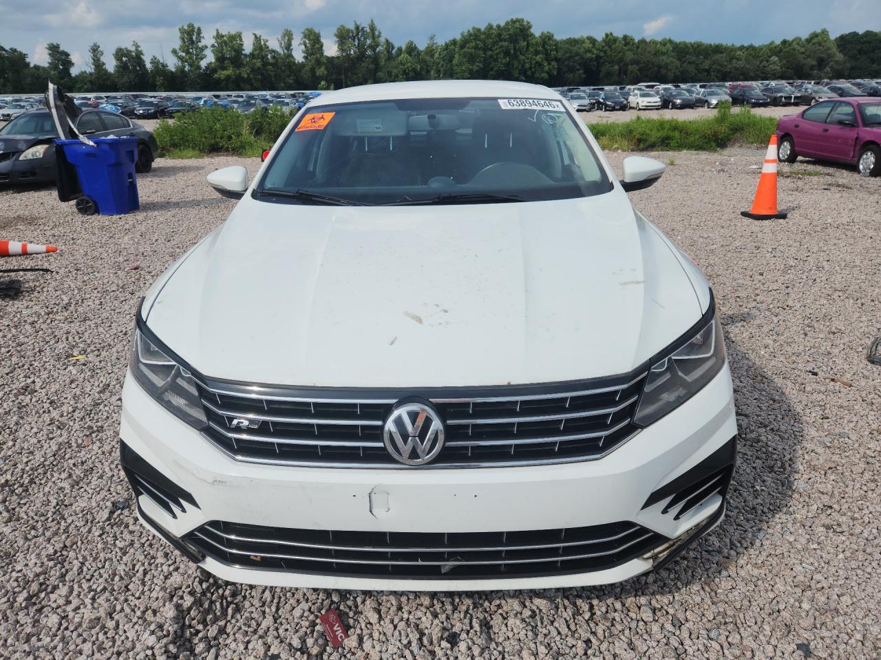 2017 VOLKSWAGEN PASSAT R-LINE — снимка 5