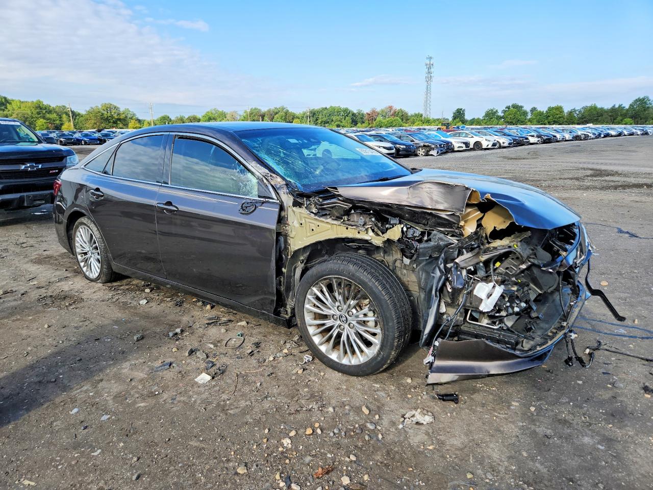 2019 TOYOTA AVALON LIMITED — снимка 4