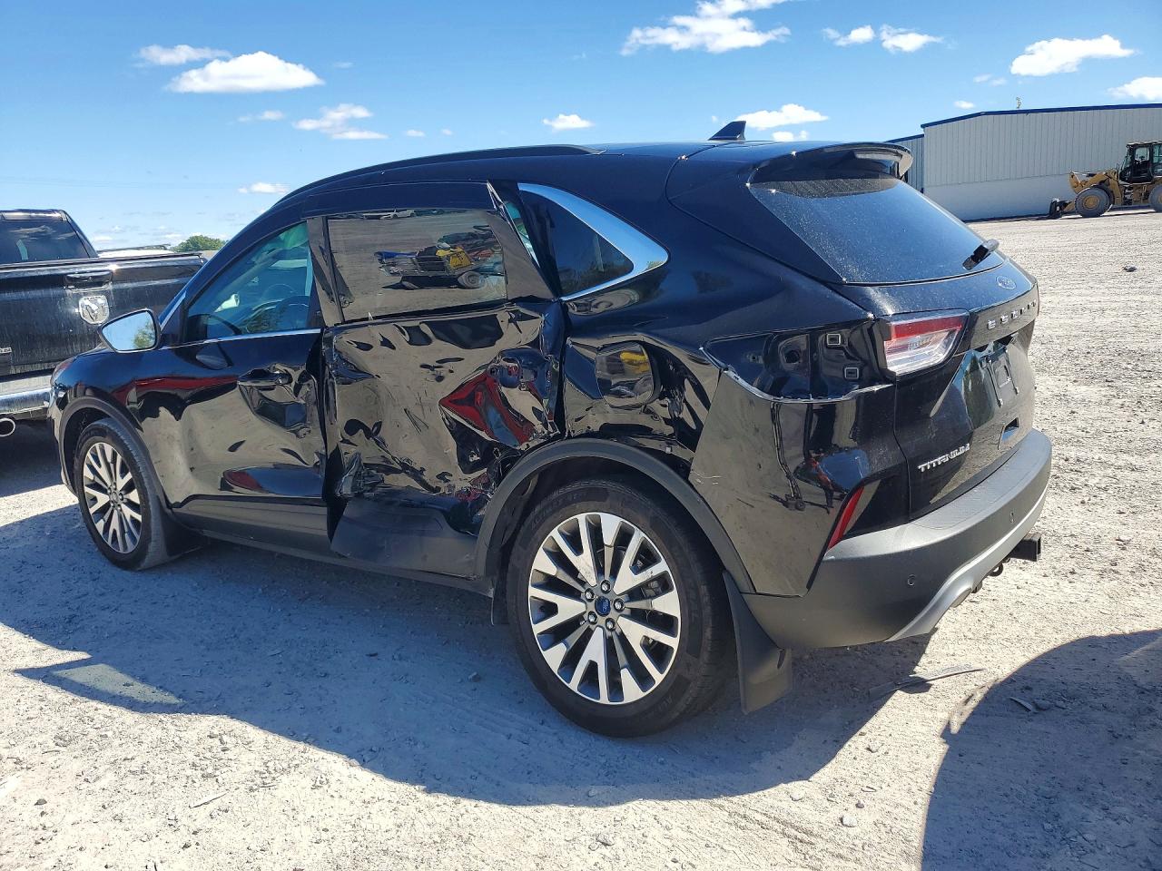 2022 FORD ESCAPE TITANIUM — снимка 2