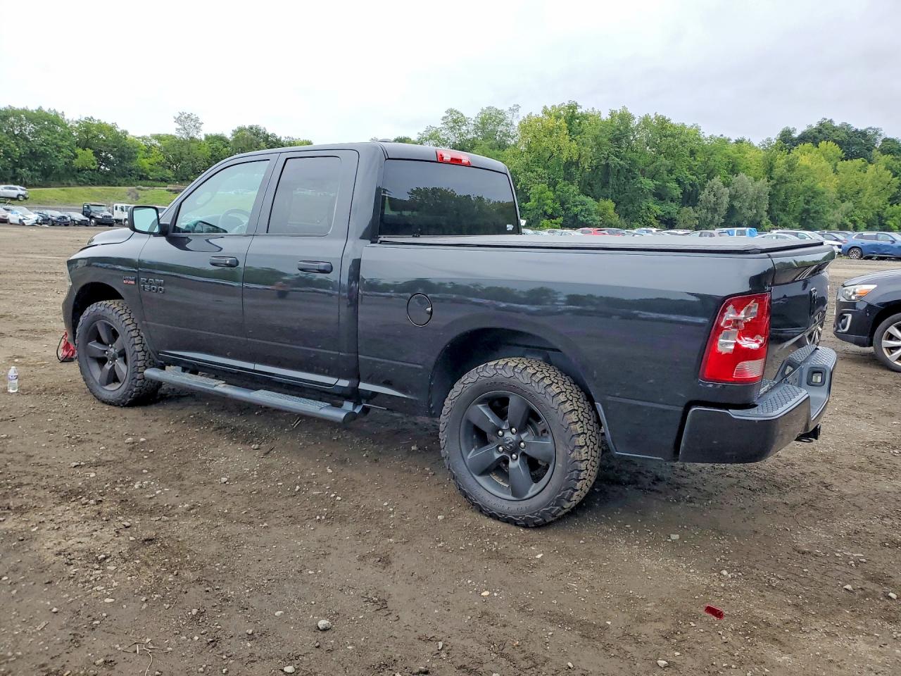 2018 RAM 1500 ST — снимка 2