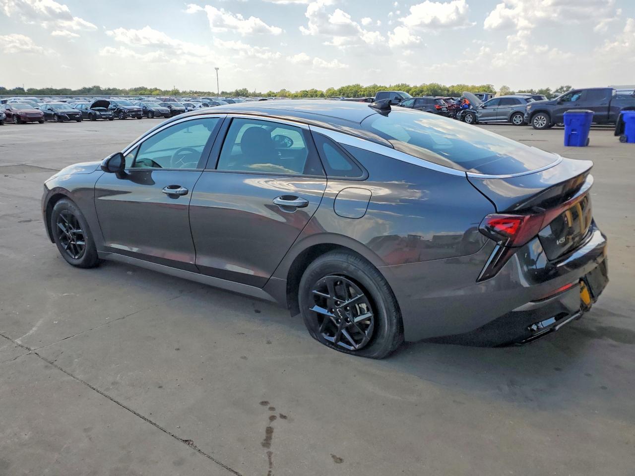 2025 KIA K5 LXS — снимка 2