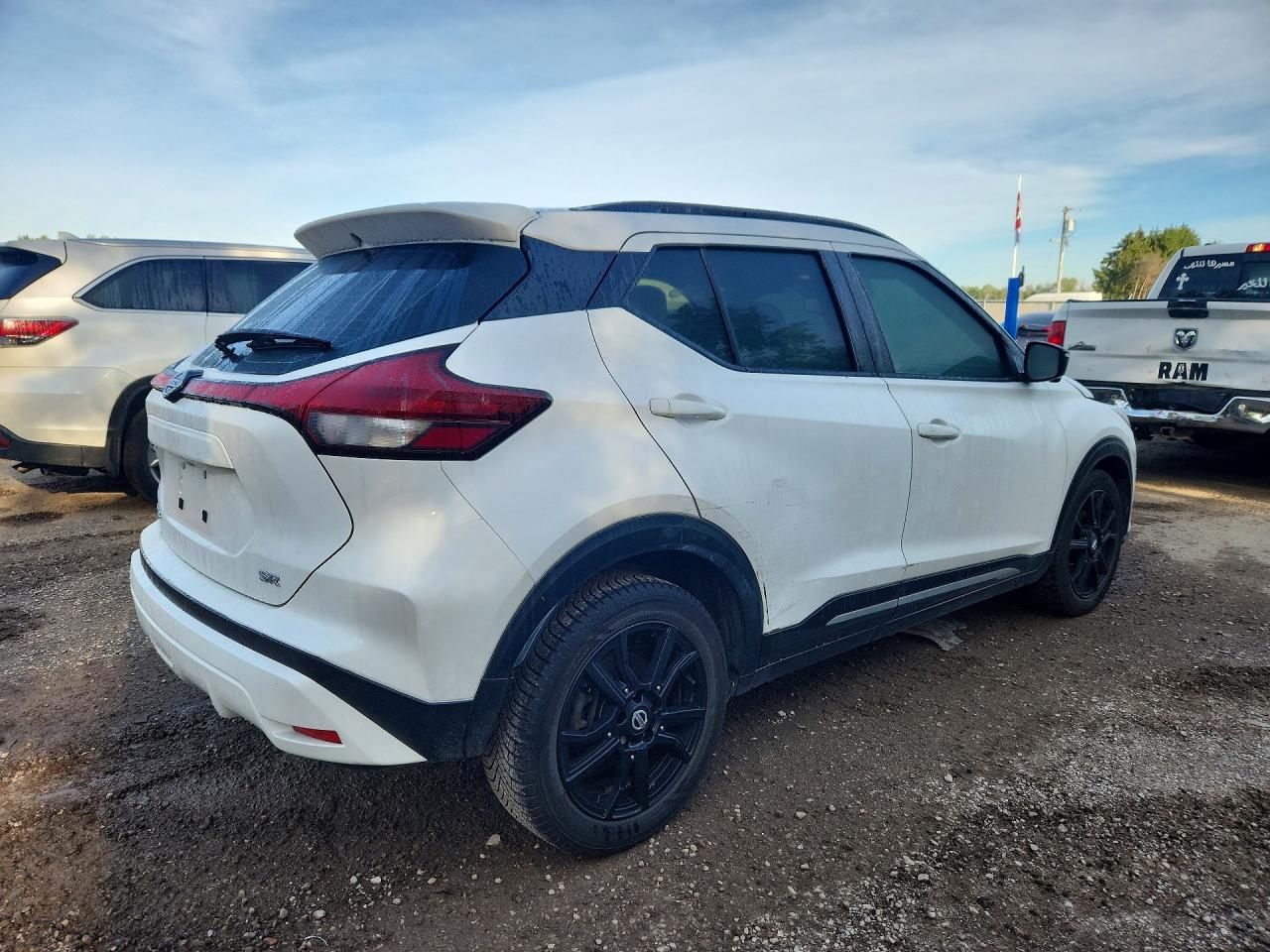 2021 NISSAN KICKS SR — снимка 3