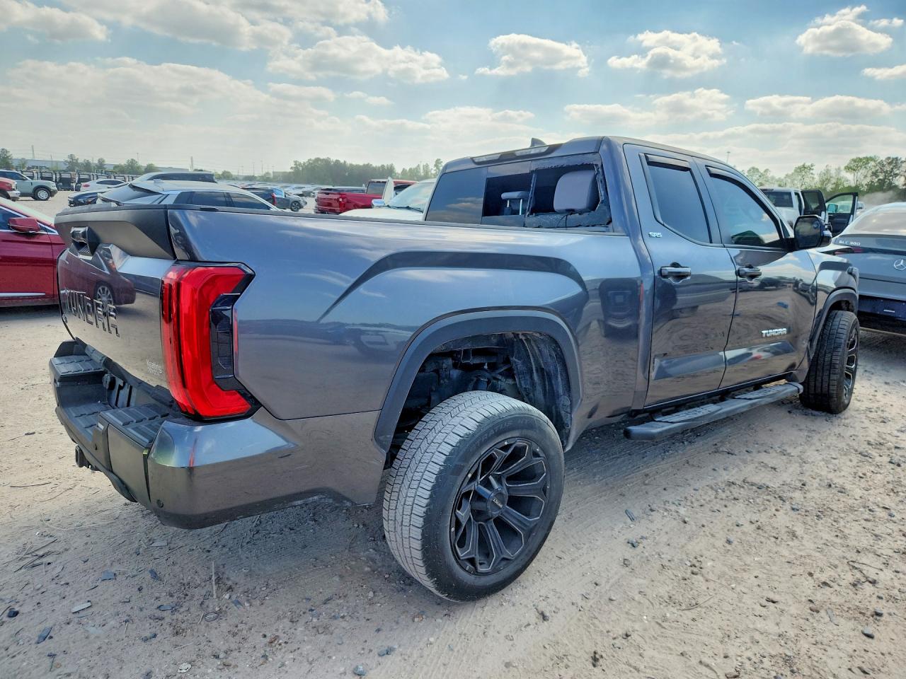 2024 TOYOTA TUNDRA DOUBLE CAB SR — снимка 3