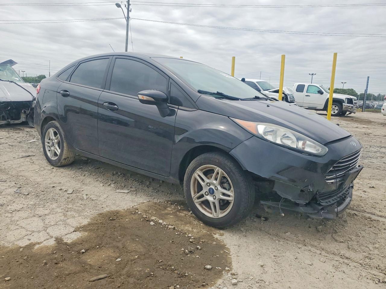 2019 FORD FIESTA SE — снимка 4
