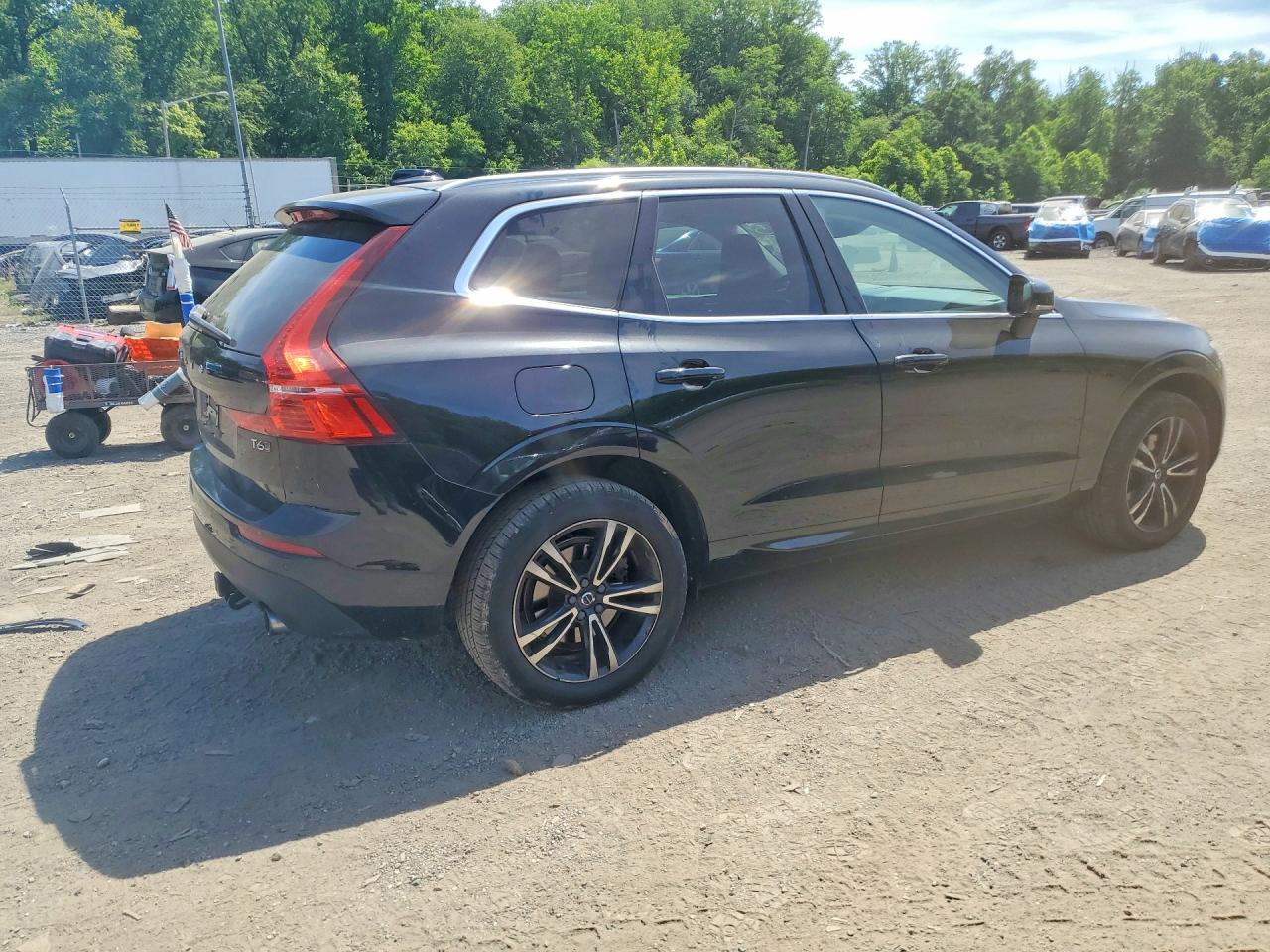 2020 VOLVO XC60 T6 MOMENTUM — снимка 3
