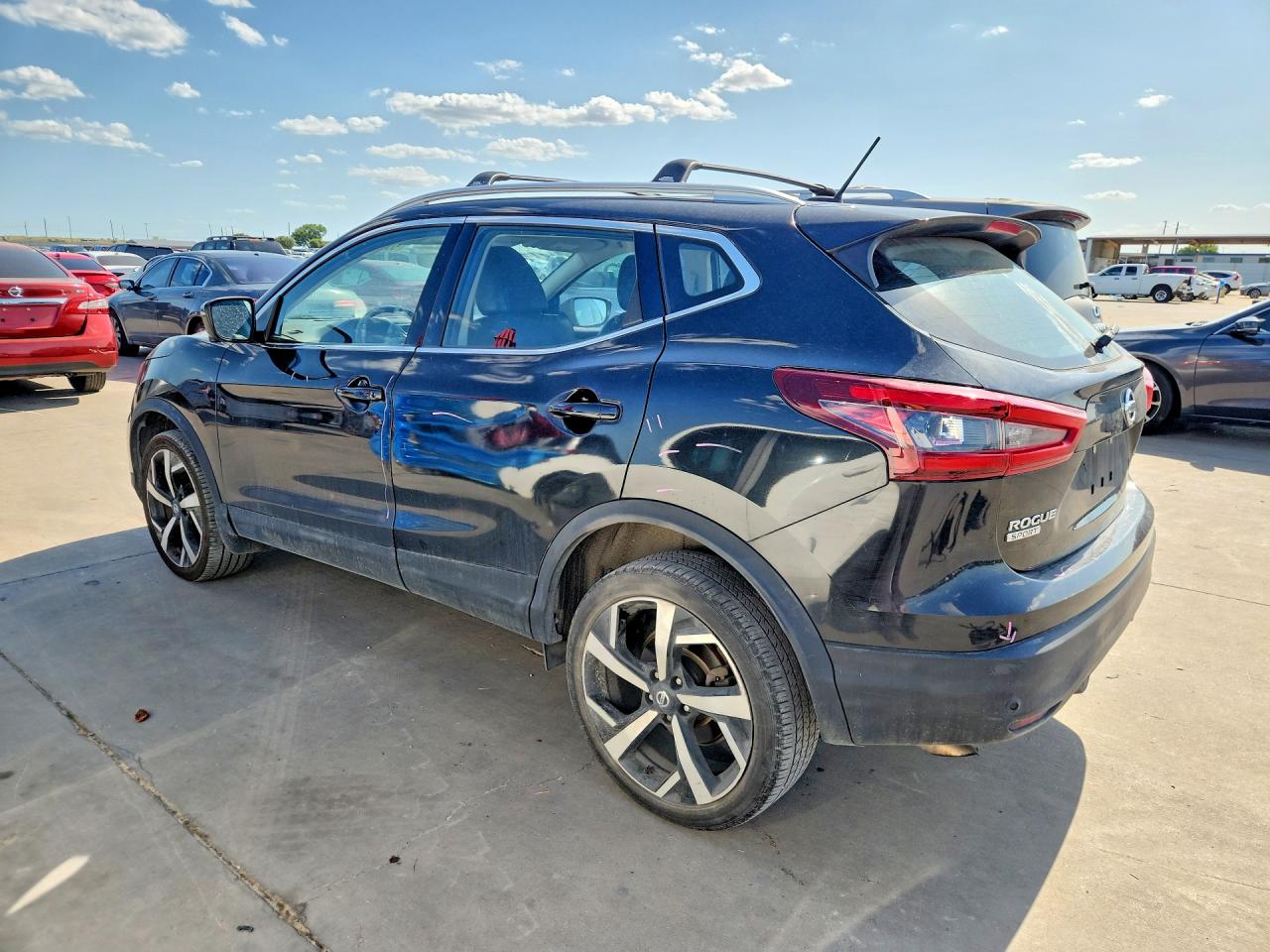2021 NISSAN ROGUE SPORT SL — снимка 2