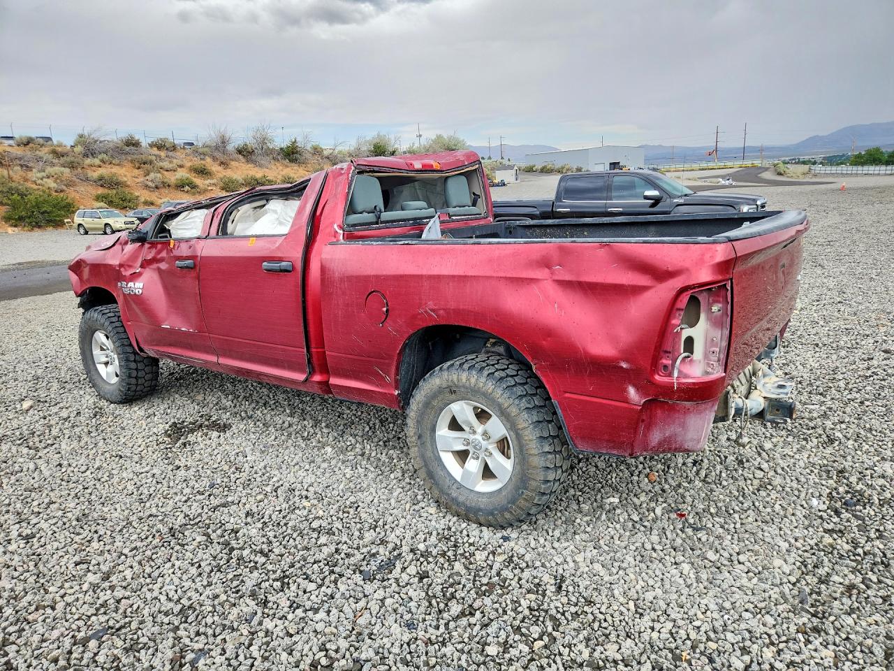 2015 RAM 1500 ST — снимка 2