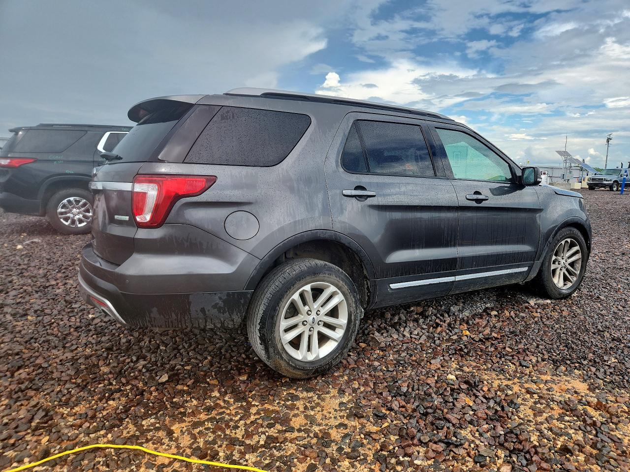 2017 FORD EXPLORER XLT — снимка 3