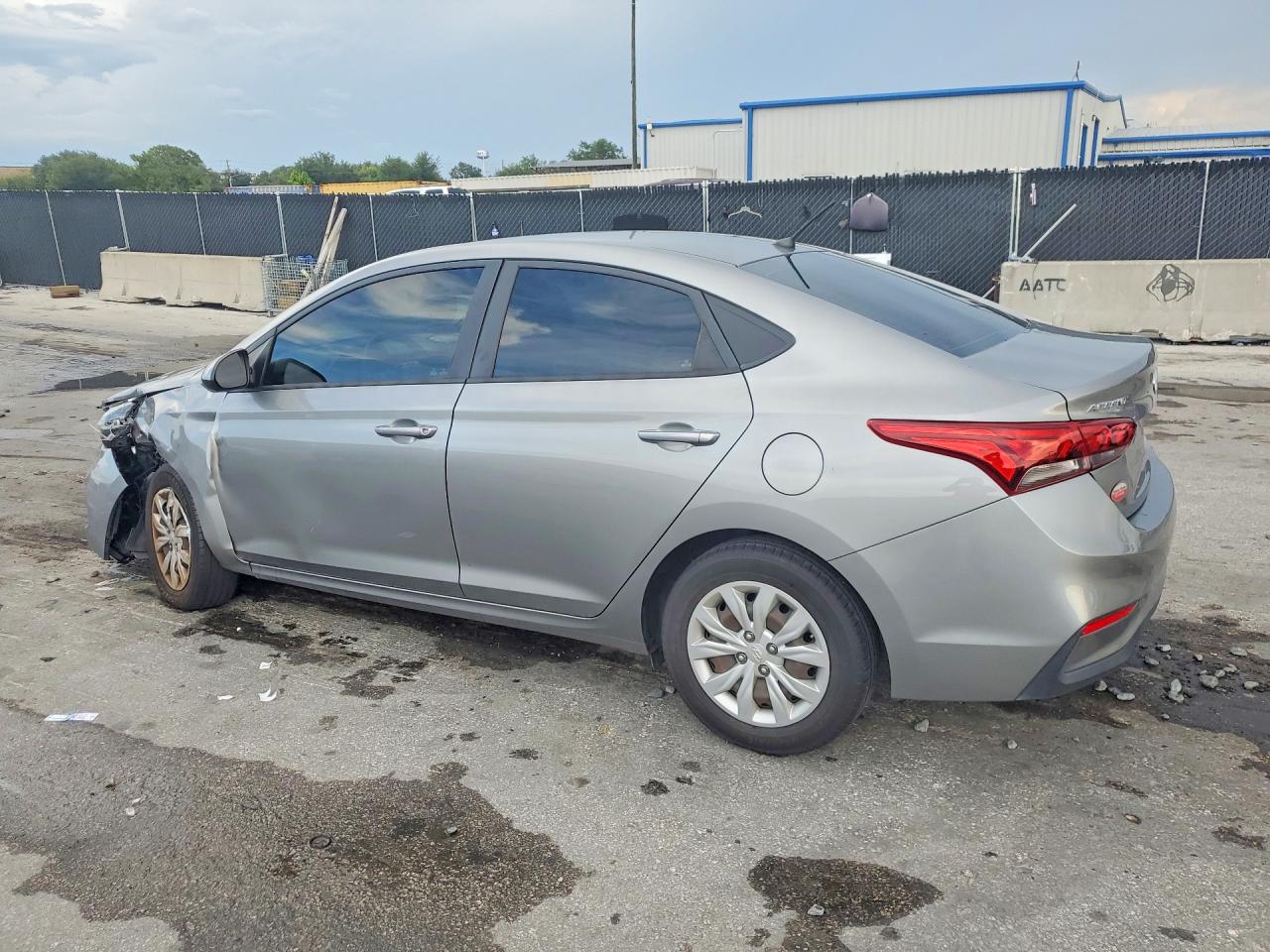 2021 HYUNDAI ACCENT SE — снимка 2