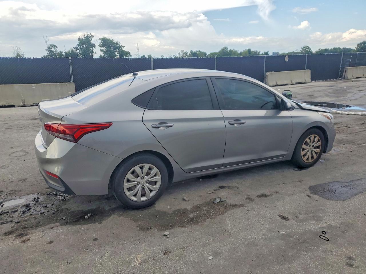 2021 HYUNDAI ACCENT SE — снимка 3