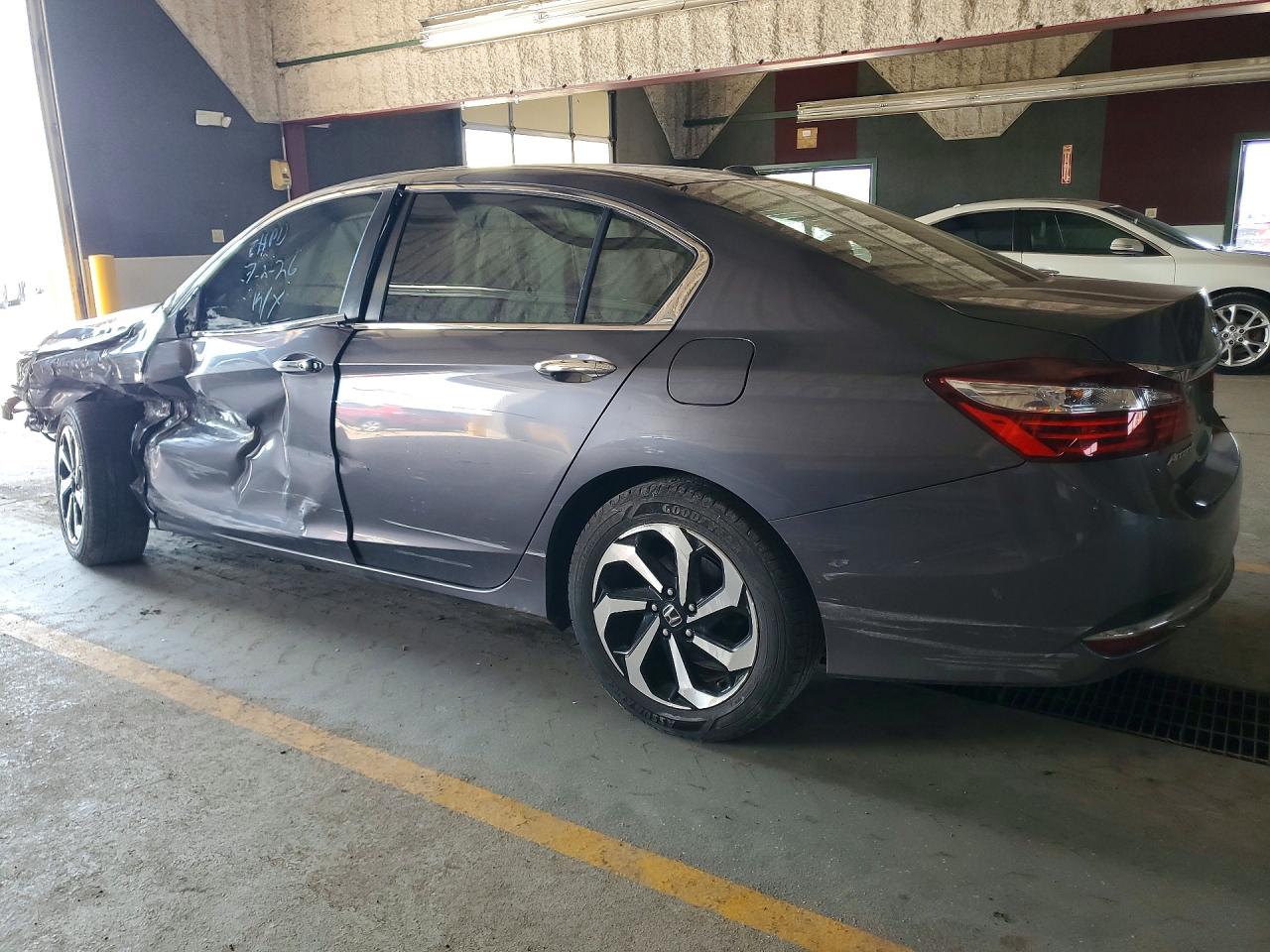 2016 HONDA ACCORD EX — снимка 2