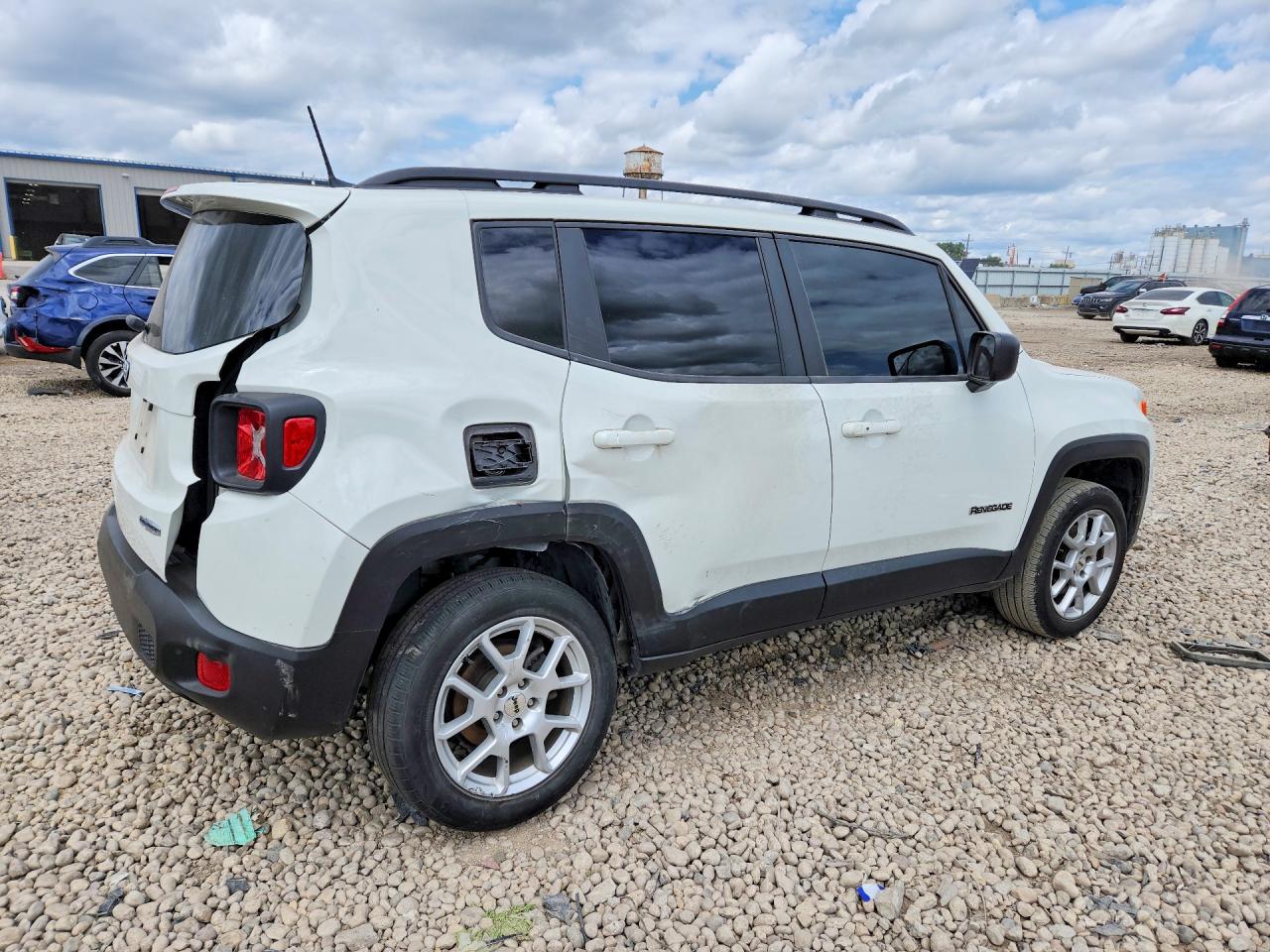 2022 JEEP RENEGADE LATITUDE — снимка 3