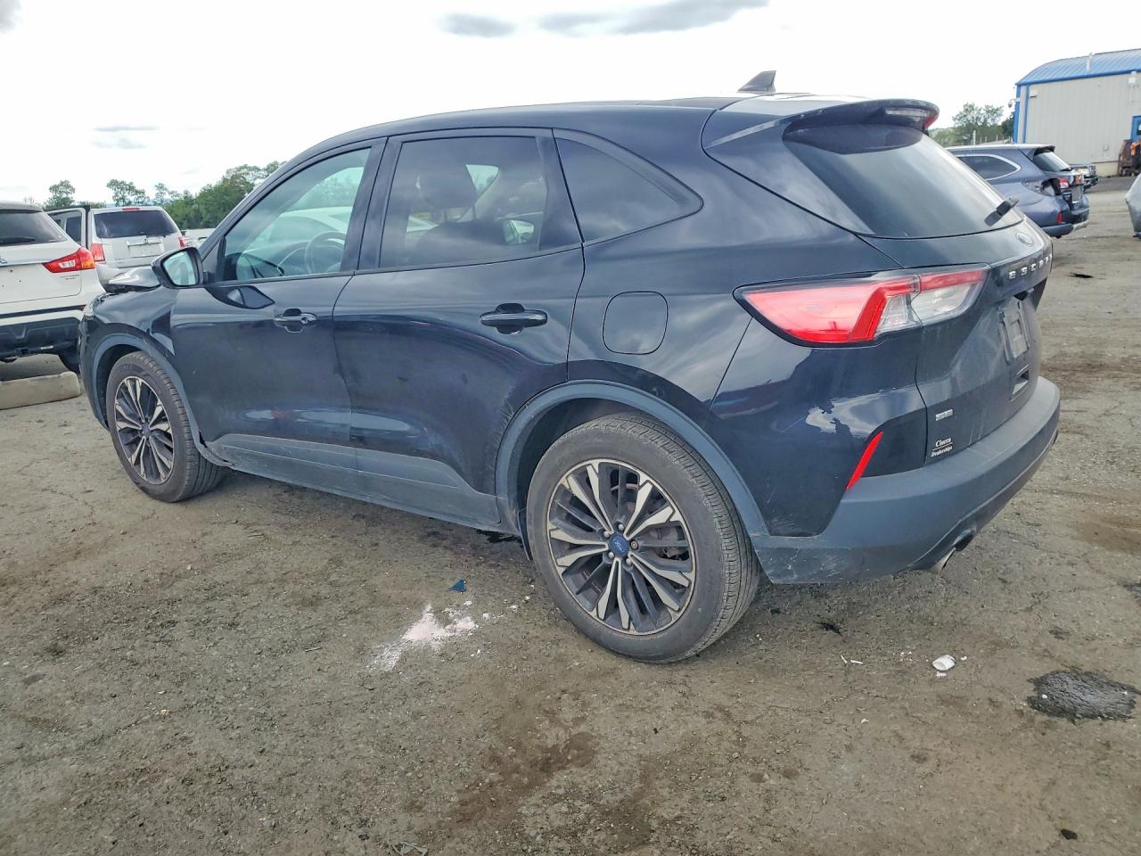 2022 FORD ESCAPE SE — снимка 2