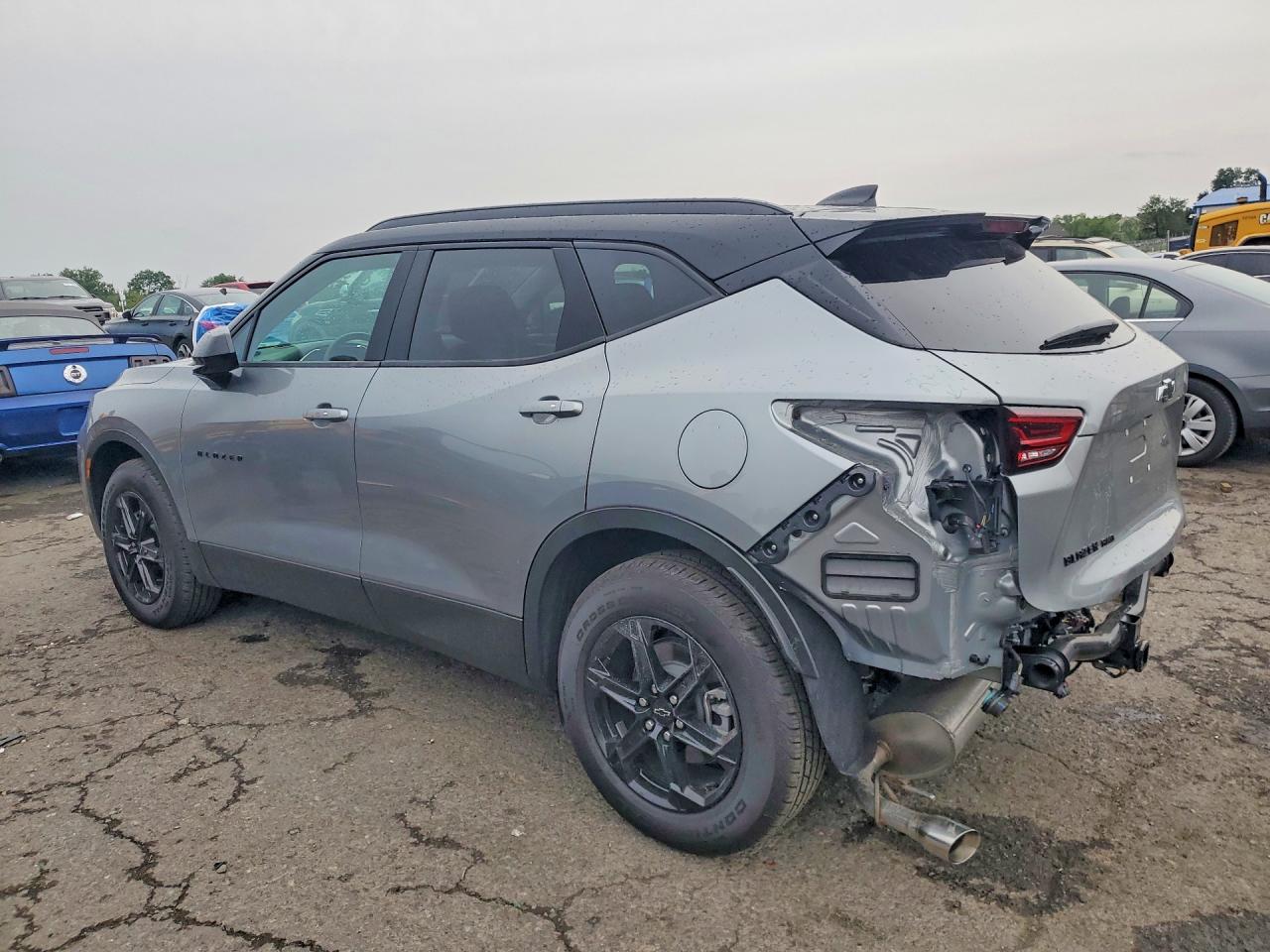 2025 CHEVROLET BLAZER 2LT — снимка 2