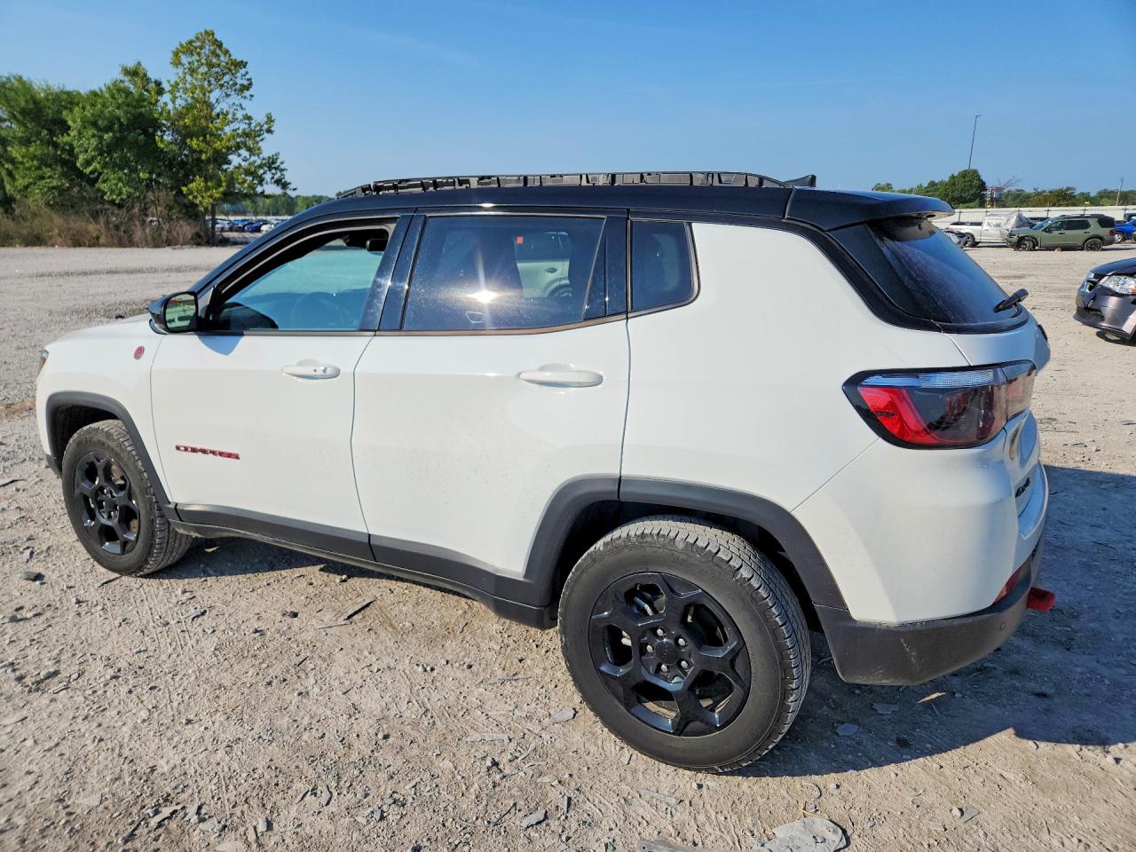 2024 JEEP COMPASS TRAILHAWK — снимка 2
