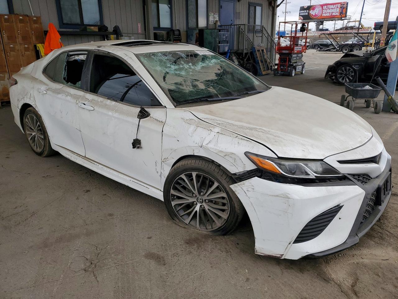 2019 TOYOTA CAMRY SE — снимка 4