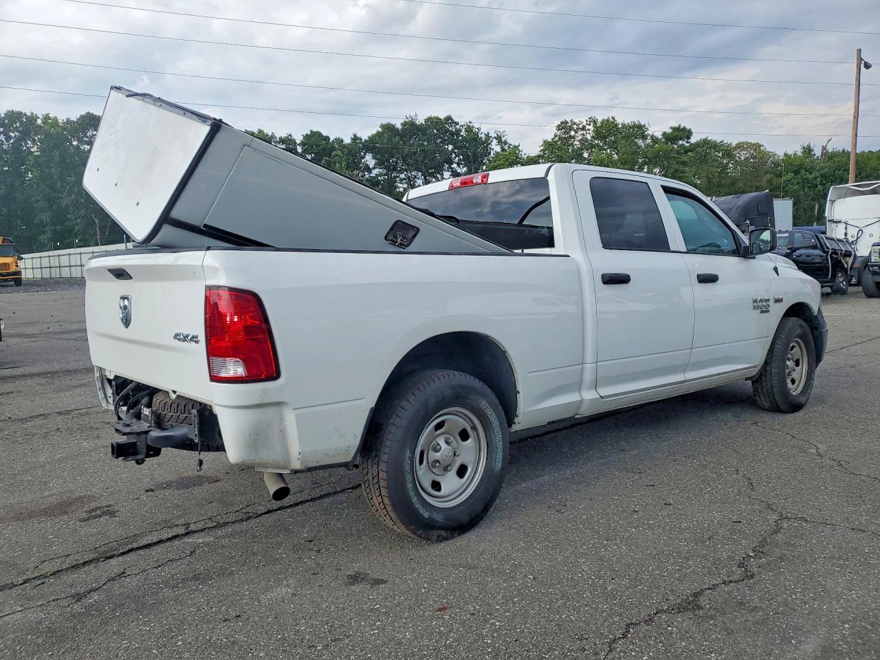 2023 RAM 1500 CLASSIC TRADESMAN — снимка 3