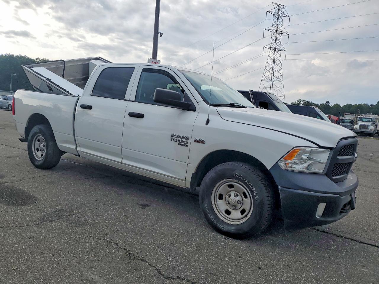 2023 RAM 1500 CLASSIC TRADESMAN — снимка 4