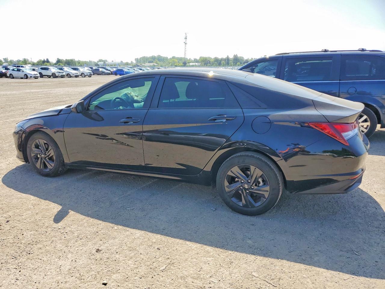 2022 HYUNDAI ELANTRA SEL — снимка 2