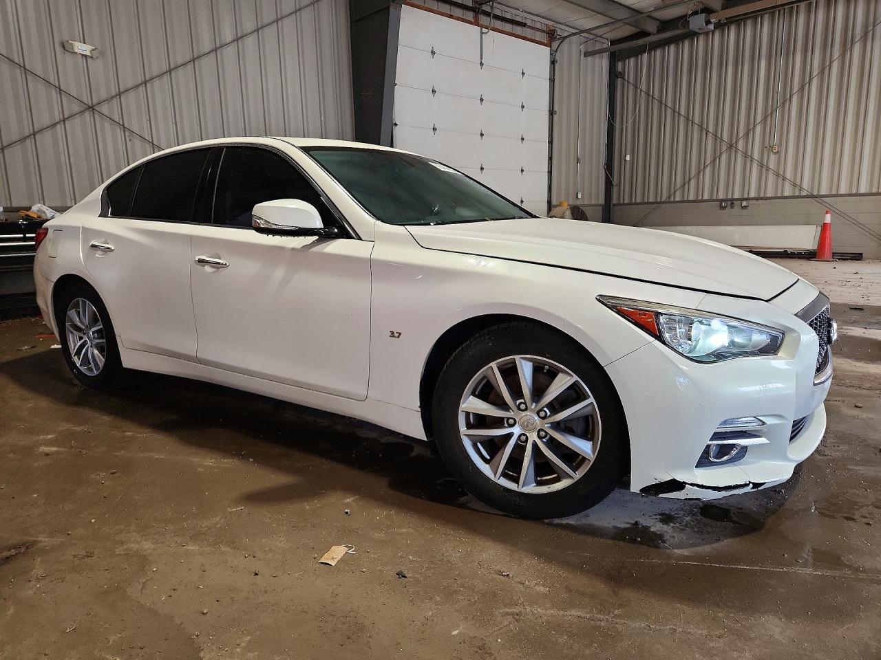 2015 INFINITI Q50 BASE — снимка 4