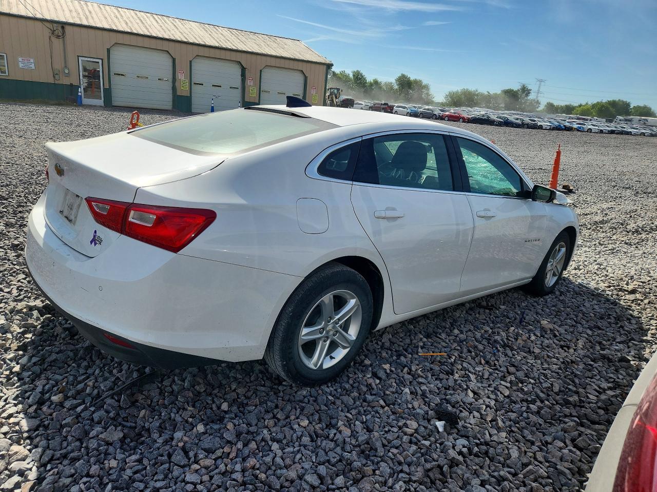 2023 CHEVROLET MALIBU LS — снимка 3