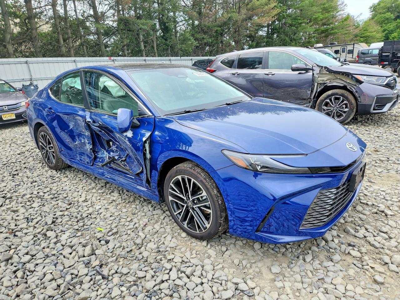2026 TOYOTA CAMRY XLE — снимка 4