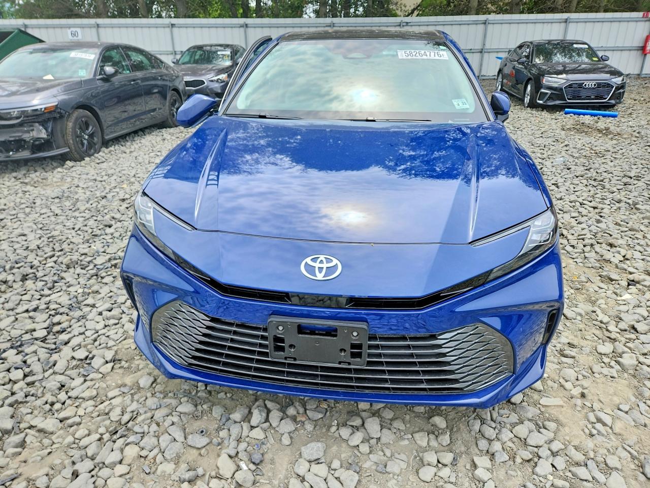 2026 TOYOTA CAMRY XLE — снимка 5