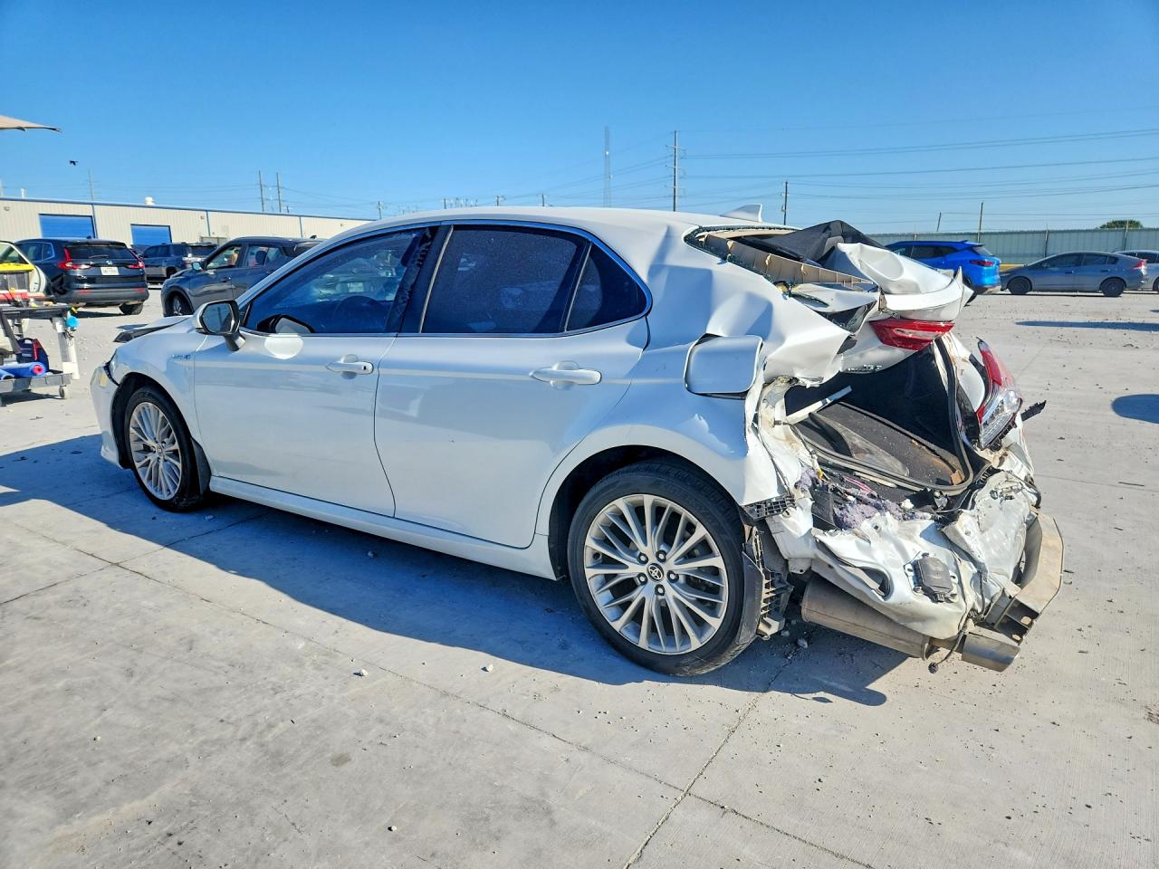 2020 TOYOTA CAMRY XLE — снимка 2