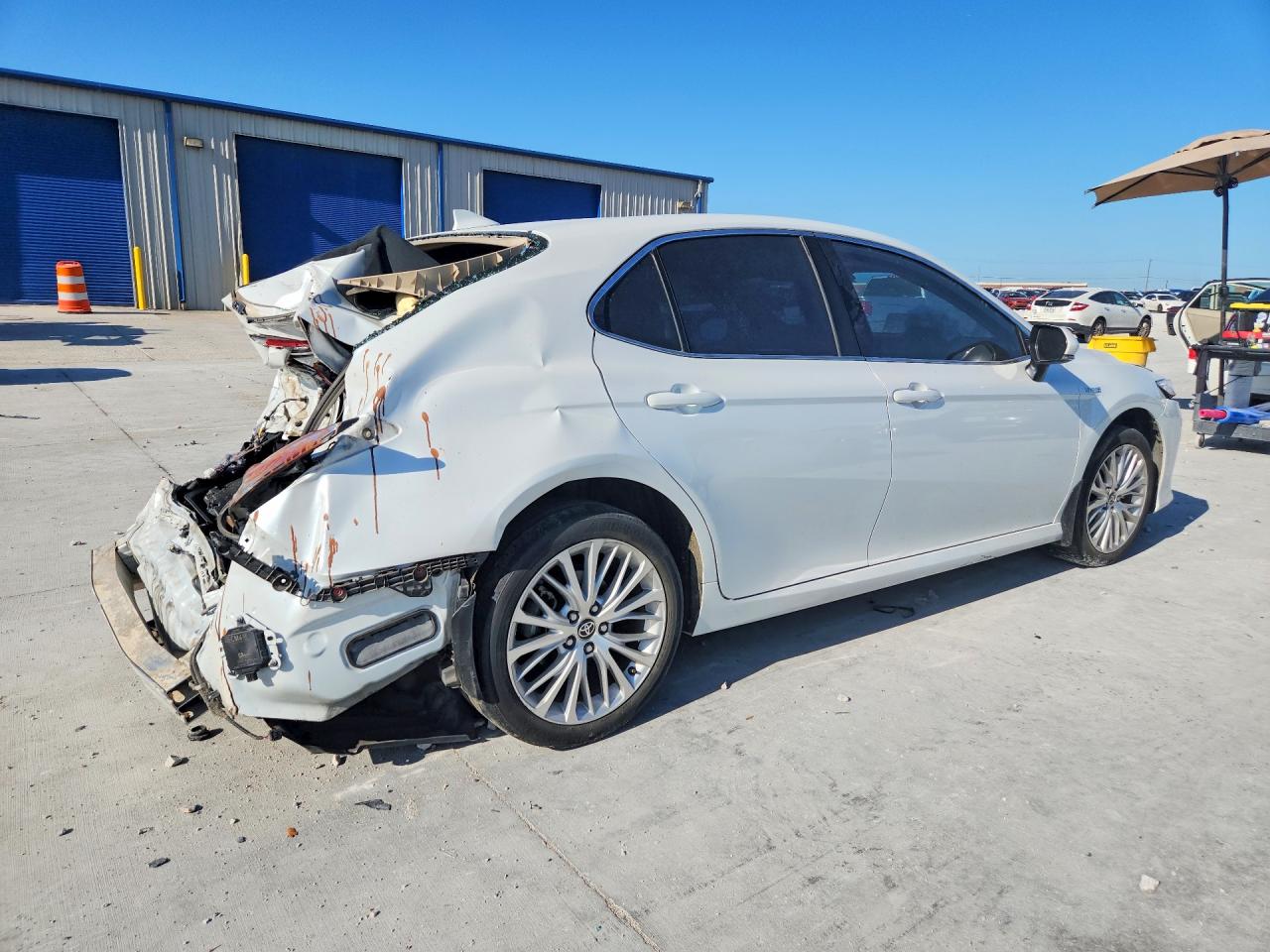 2020 TOYOTA CAMRY XLE — снимка 3