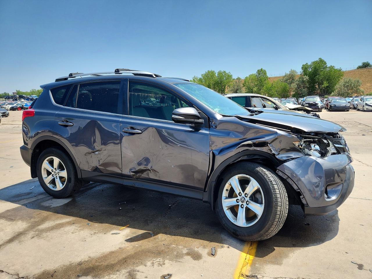 2015 TOYOTA RAV4 XLE — снимка 4