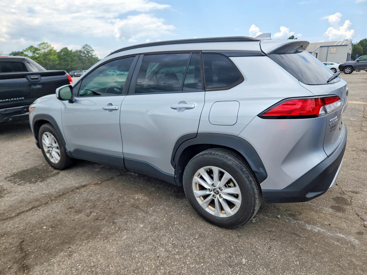 2023 TOYOTA COROLLA CROSS LE — снимка 2