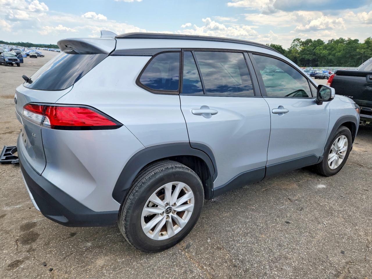 2023 TOYOTA COROLLA CROSS LE — снимка 3