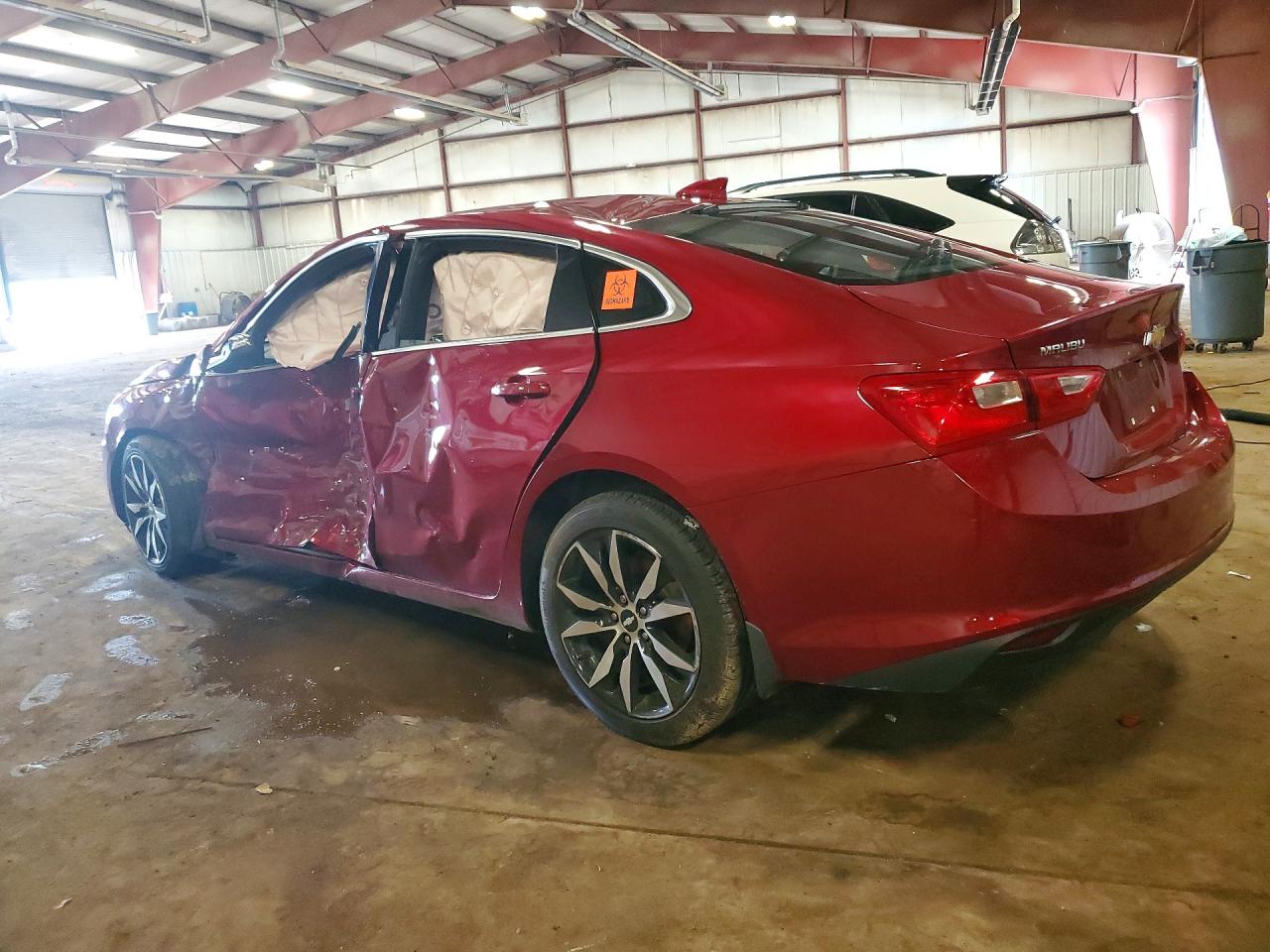2018 CHEVROLET MALIBU LT — снимка 2