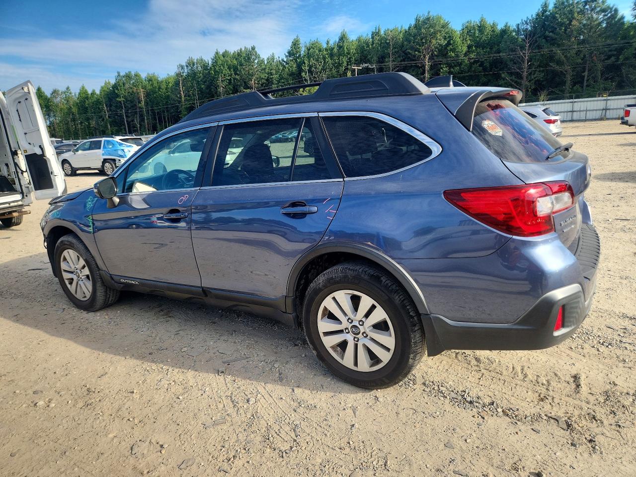 2018 SUBARU OUTBACK 2.5I PREMIUM — снимка 2