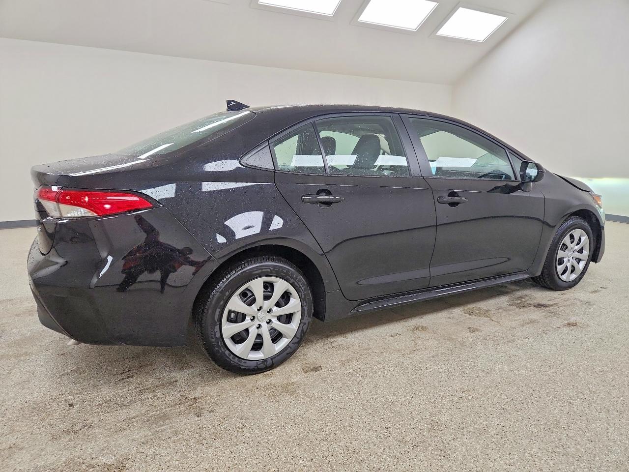 2026 TOYOTA COROLLA LE — снимка 3