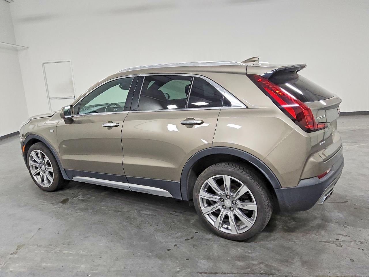2020 CADILLAC XT4 PREMIUM LUXURY — снимка 2